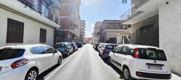 7 rooms Villa in Pomigliano d'Arco, Italy No. 154160 6