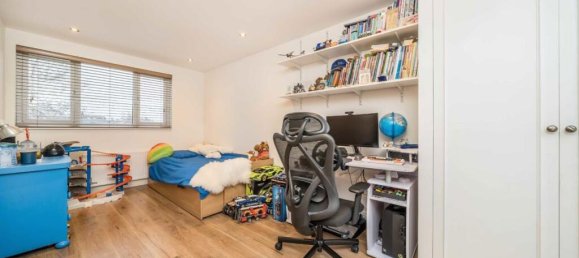 3 bedrooms Commercial property in Surbiton, United Kingdom No. 10236 7