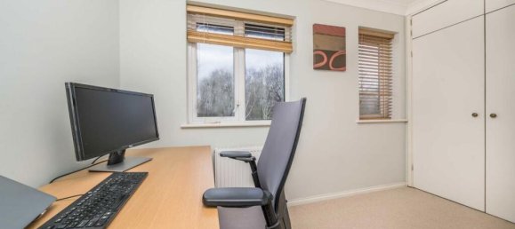 3 bedrooms Commercial property in Surbiton, United Kingdom No. 10236 10