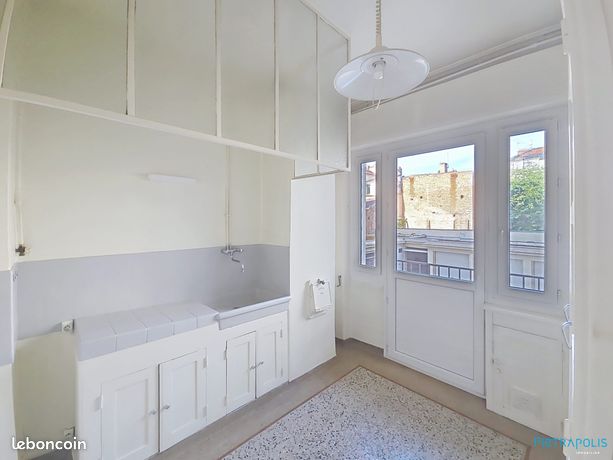 1 bedroom Apartment in Chalon-sur-Saone, France No. 359974