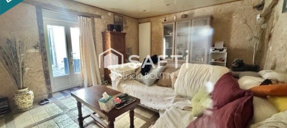 2 bedrooms House in Niort, France No. 331872 5