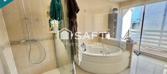 2 bedrooms House in Niort, France No. 331872 8