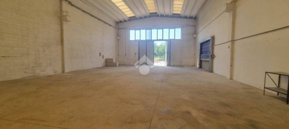 Armazém de 4 divisões em Usmate Velate, Italy N.º 311097 3