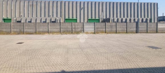 Armazém de 4 divisões em Usmate Velate, Italy N.º 311097 18