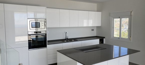 3 chambres Penthouse à Estepona, Spain No. 2890 3