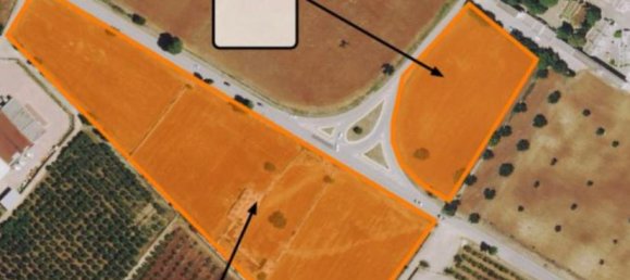 Дом с 16 комнатами в Остуни, Италия № 118382 11