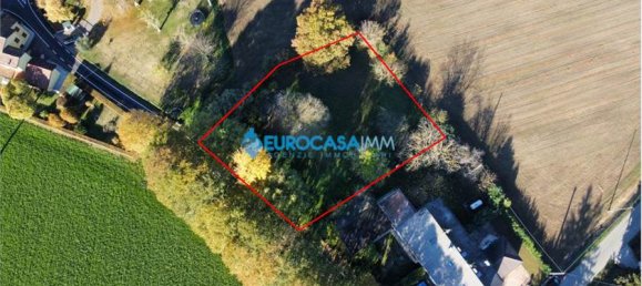 1 room Land in Rolo, Italy No. 61274 4