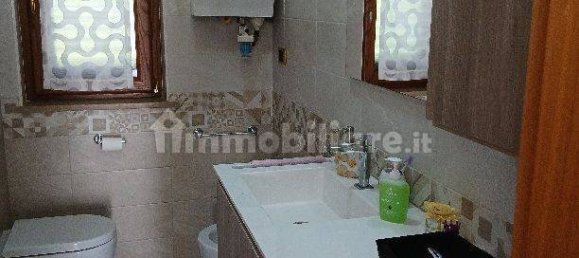 3 bedrooms House in Capriglia Irpina, Italy No. 300446 5