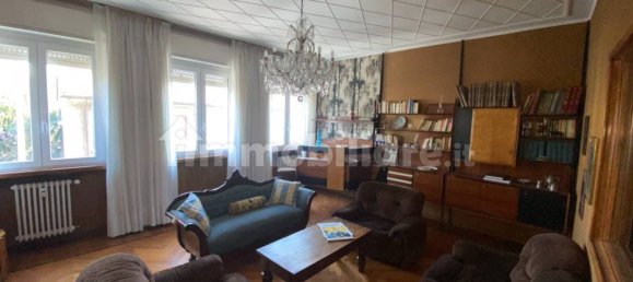 Apartamento de 2 dormitorios en Legnano, Italy No. 330222 30