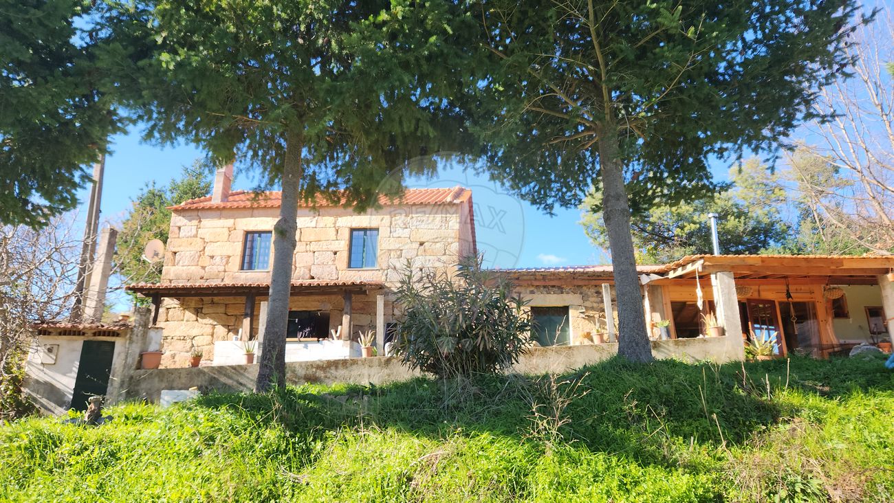 Casa de 3 dormitorios en Famalicao, Portugal No. 20353