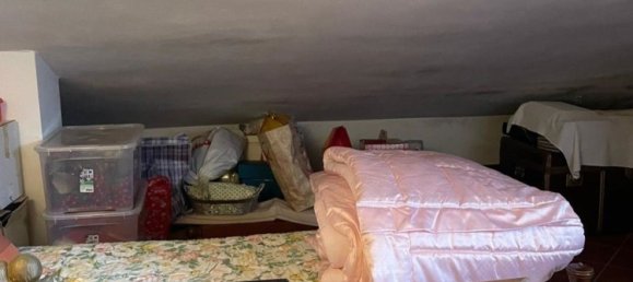 8 rooms House in Carrara, Italy No. 48130 2