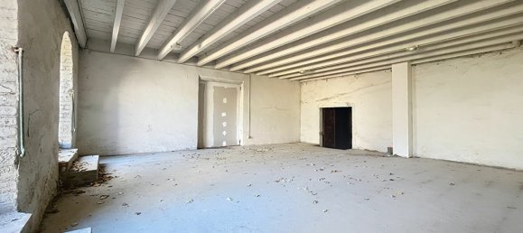 Apartamento de 2 dormitorios en Creches-sur-Saone, France No. 199640 4