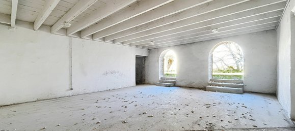 Apartamento de 2 dormitorios en Creches-sur-Saone, France No. 199640 3