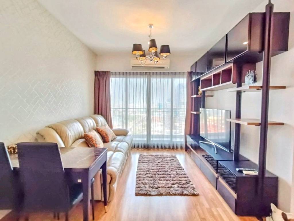 Apartamento com 2 quartos em condomínio em Bang Kapi, Thailand N.º 25606