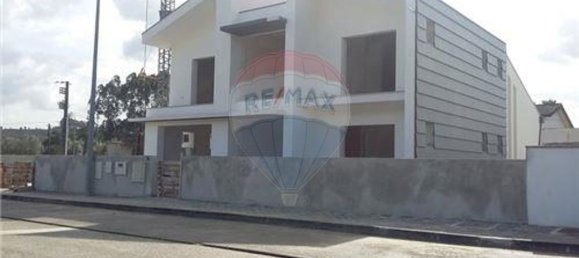  قطعة أرض في Anadia, Portugal 683متر مربع رقم 188834 3