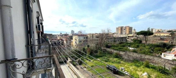 3 rooms Apartment in Torre Annunziata, Italy No. 91323 8