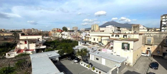 3 rooms Apartment in Torre Annunziata, Italy No. 91323 10