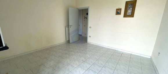 3 rooms Apartment in Torre Annunziata, Italy No. 91323 15