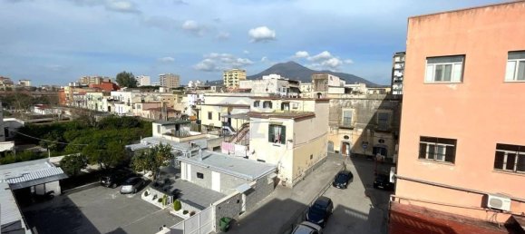 3 rooms Apartment in Torre Annunziata, Italy No. 91323 3