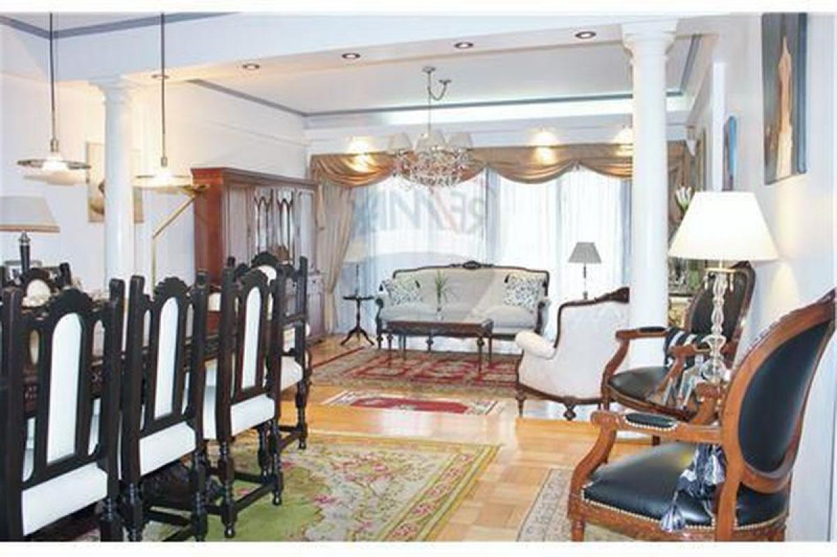 4 bedrooms House in Buenos Aires, Argentina No. 74682