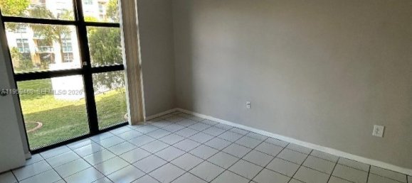 1 غرف نوم عقار تجاري في Miami, USA رقم 615719 3