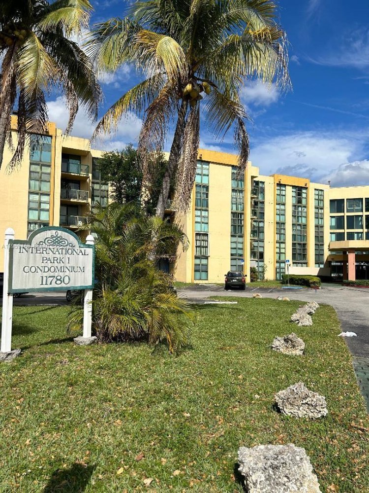 1 غرف نوم عقار تجاري في Miami, USA رقم 615719