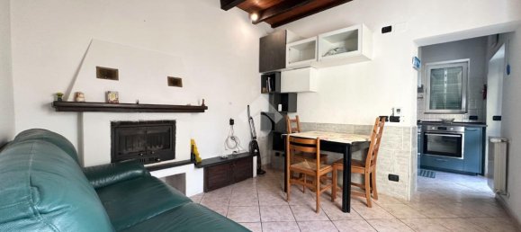 Квартира с 5 комнатами в Берджеджи, Италия № 107007 3