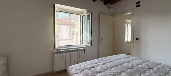 Квартира с 5 комнатами в Берджеджи, Италия № 107007 19