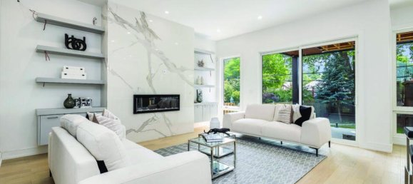 5 bedrooms House in Toronto, Canada No. 848 9