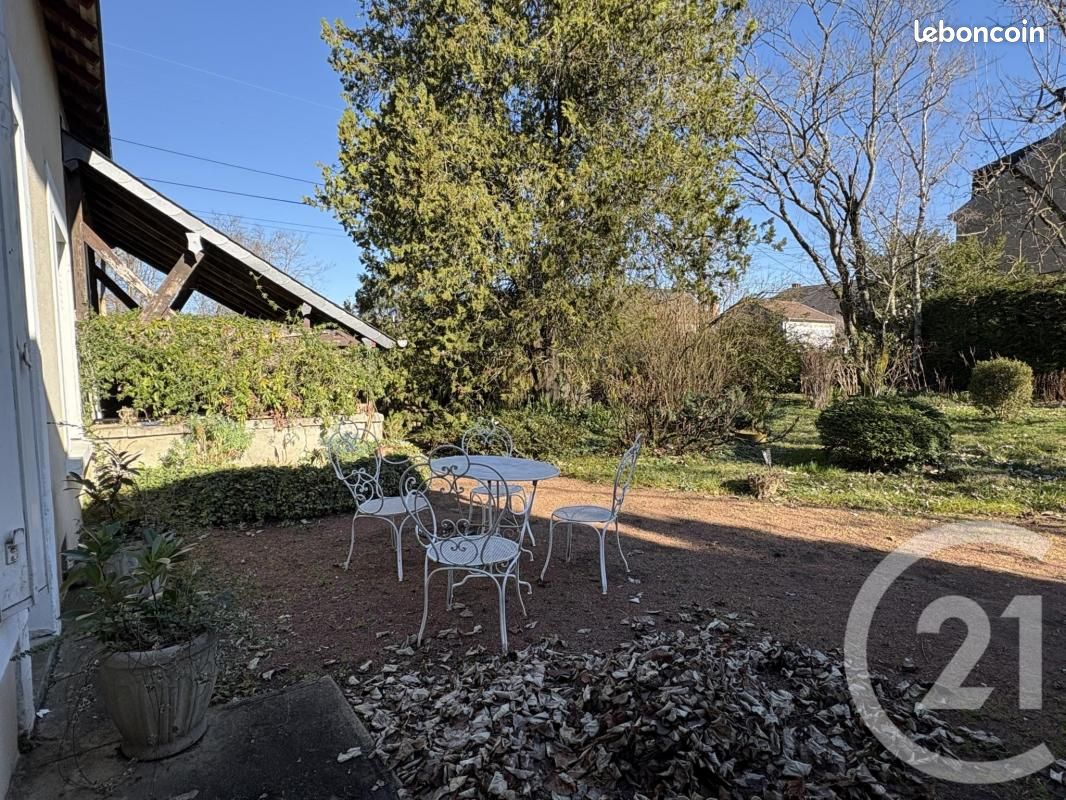 Casa T4 em Chateauroux, France N.º 276777