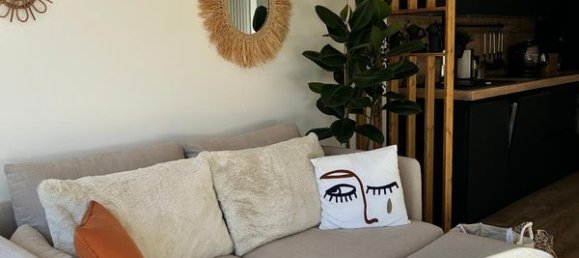 1 bedroom Apartment in Vitrolles, France No. 343934 4