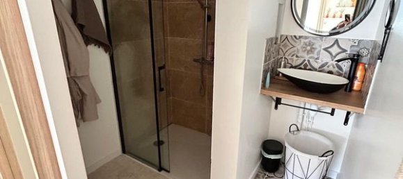 1 bedroom Apartment in Vitrolles, France No. 343934 8