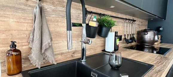 1 bedroom Apartment in Vitrolles, France No. 343934 3