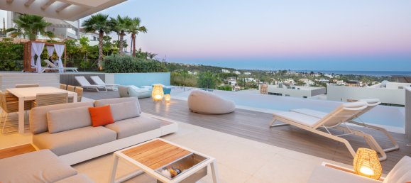 5 bedrooms Villa in Nueva Andalucia, Spain No. 3057 26