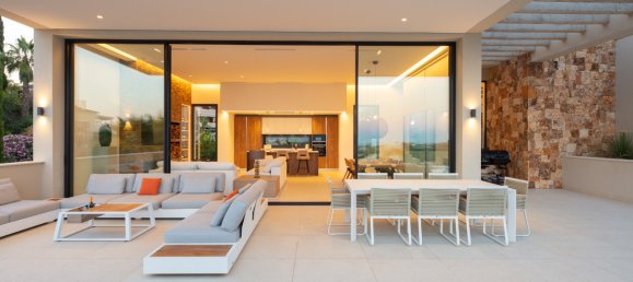 5 bedrooms Villa in Nueva Andalucia, Spain No. 3057 24