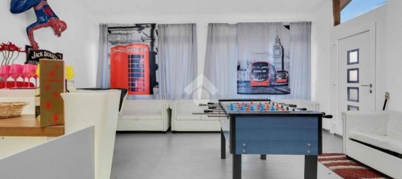 3 chambres Villa à Trezzano sul Naviglio, Italy No. 155060 10