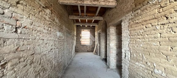 3غرفة منزل في Calvatone, Italy رقم 150769 13