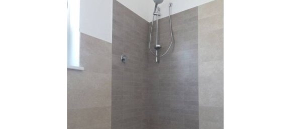 3 rooms Apartment in Marino, Italy No. 252910 4