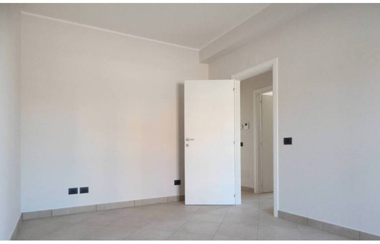 3 rooms Apartment in Marino, Italy No. 252910