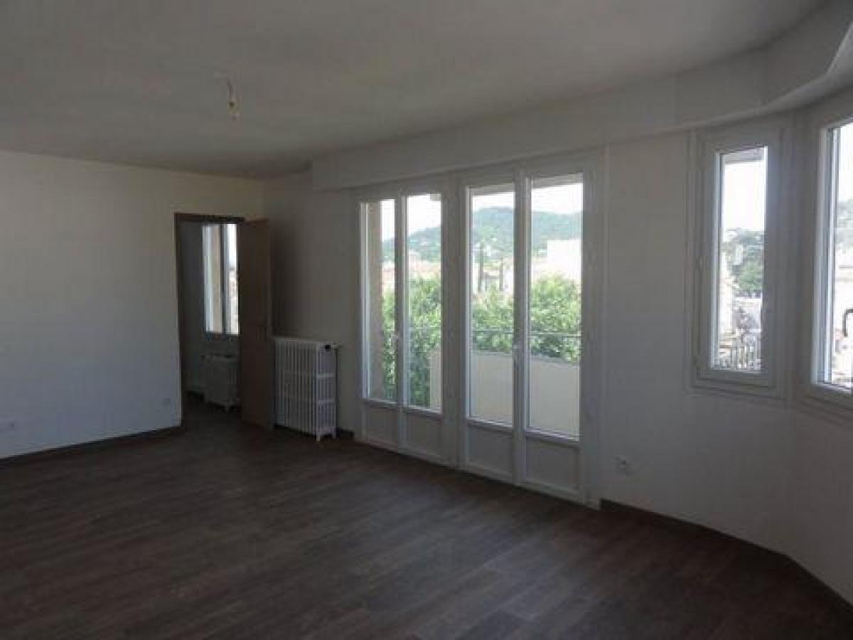 3 bedrooms Condo in Ales, France No. 32856