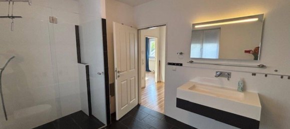 6-Zimmer Haus in Münchendorf, Austria, Nr. 114602 9