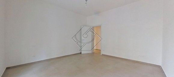 4 rooms Apartment in Florence, Italy No. 49531 7