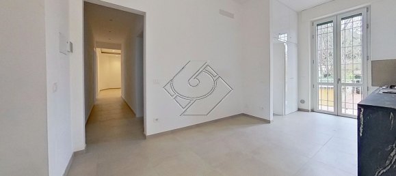 4 rooms Apartment in Florence, Italy No. 49531 12