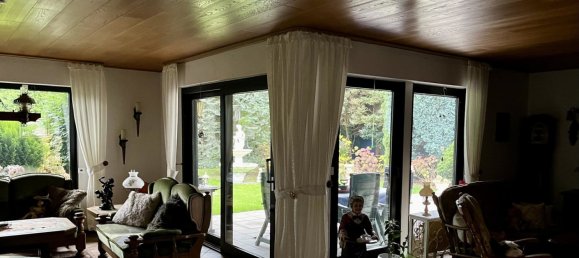 Бунгало с 3 комнатами в Дуйсбург, Германия № 106942 11