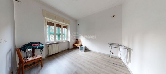 6 rooms Apartment in Turin, Italy No. 108587 13