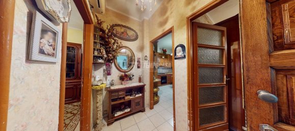 6 rooms Apartment in Turin, Italy No. 108587 17