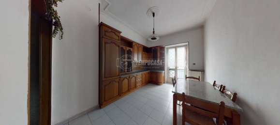 6 rooms Apartment in Turin, Italy No. 108587 8