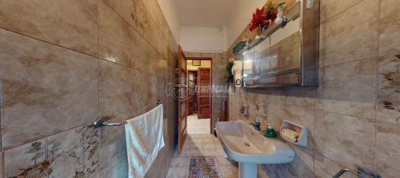 6 rooms Apartment in Turin, Italy No. 108587 27