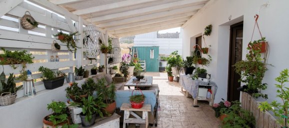 3 bedrooms Villa in Pyla, Cyprus No. 22991 2