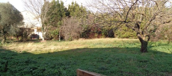 Земельный участок 351м² в Арль, Франция № 104129 2